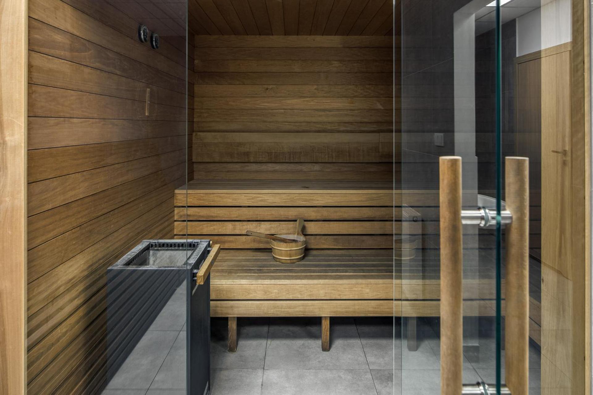 Iron Street By A11 Sauna Aparthotel Krakow